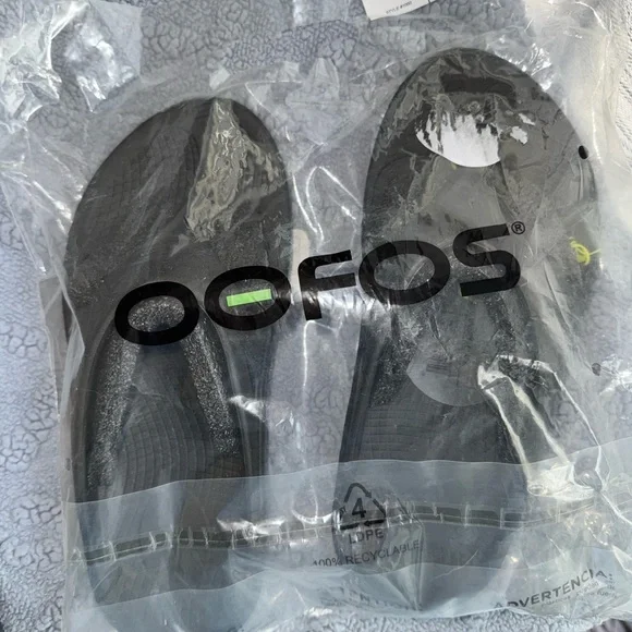 NEW OOFOS Women's Sandals - Black W7 M5 - Picture 3 of 5